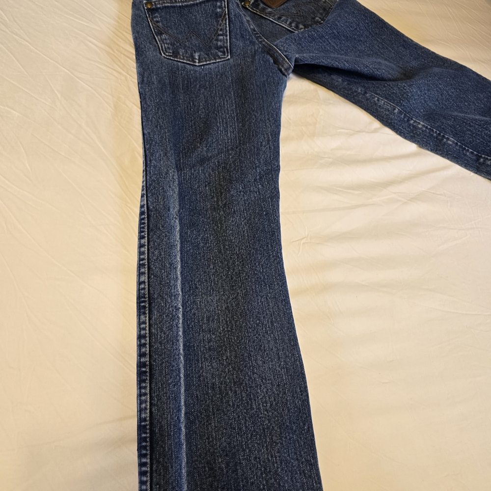 Wrangler Boys Classic Blue Jeans - Picture 4 of 4